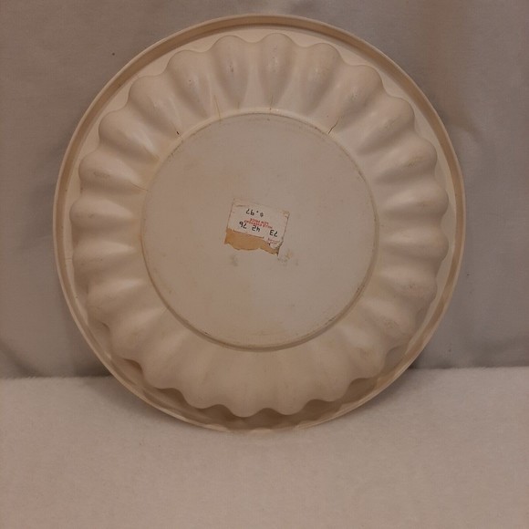 Vintage Christmas Tree 9” Plastic Serving Cookie Candy Tray Holly Plastic - Picture 3 of 13